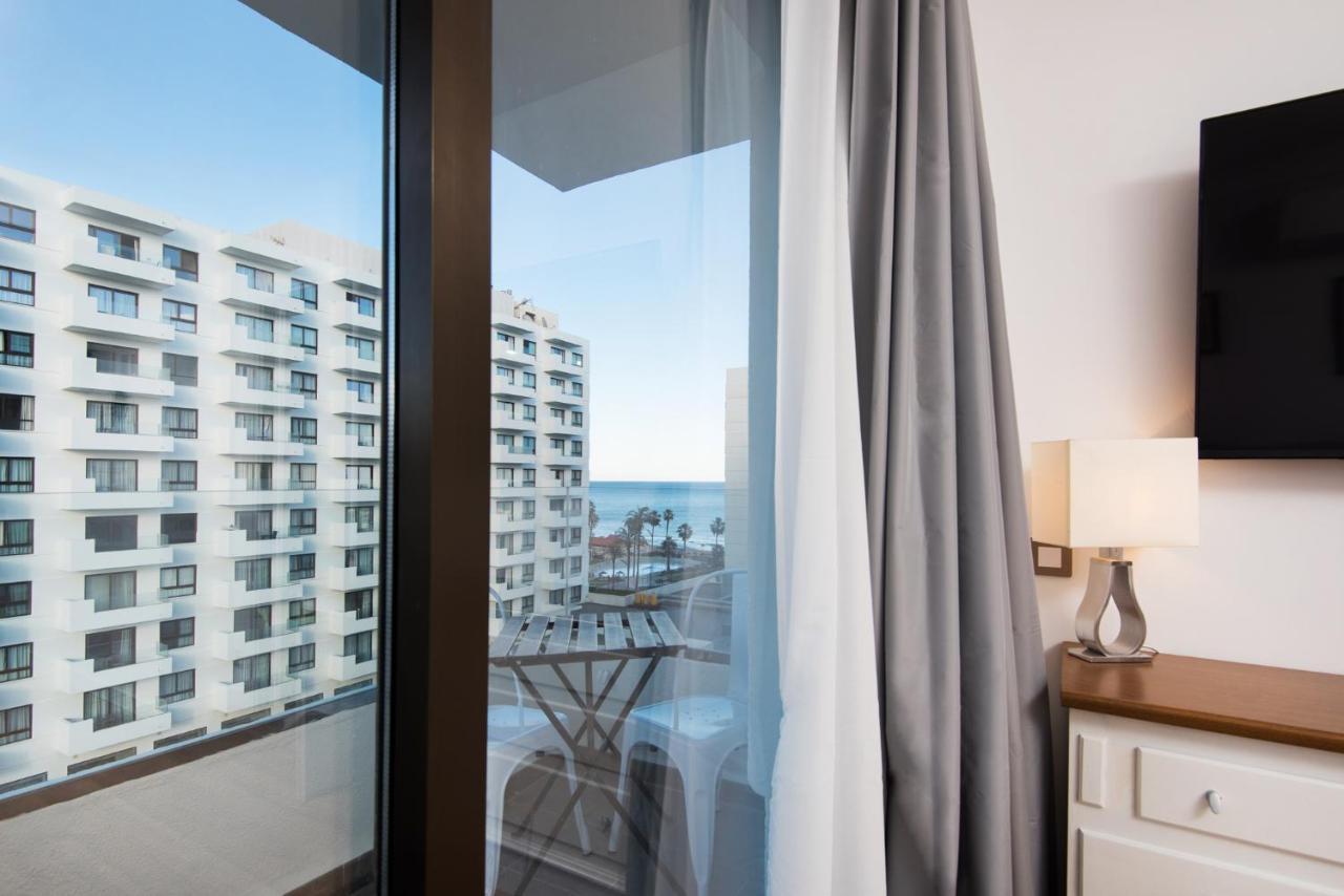 Aloha Puerto Private Apartment 1St Line Carihuela Beach توريمولينوس المظهر الخارجي الصورة